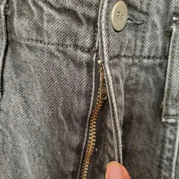 Reformation Eva Seamed High Rise Cheeky Jean Shorts 25 - Picture 7 of 8